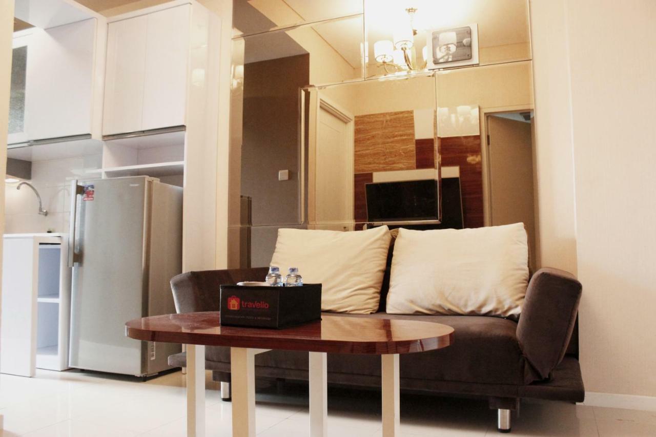 Fabulous 1br @ Parahyangan By Travelio *